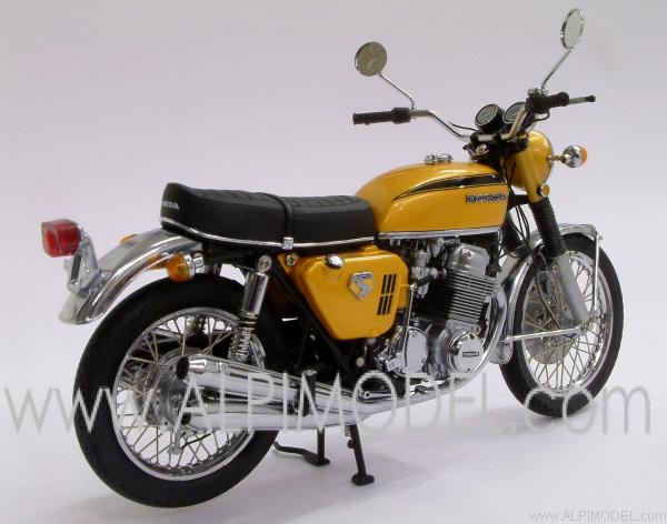 minichamps Honda CB 750 Four K0 1968-78 (Candy Gold) (1/12 scale