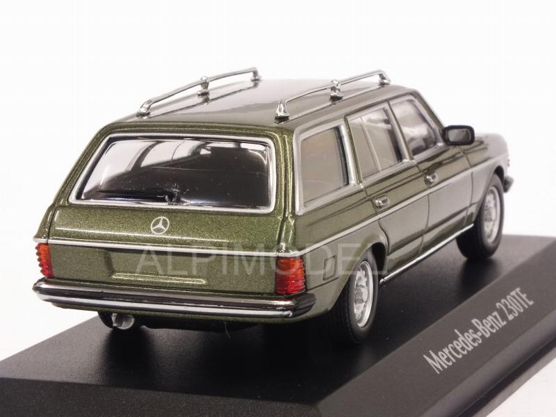 Mercedes 230 TE 1982 (Green Metallic)  'Maxichamps' Edition by minichamps