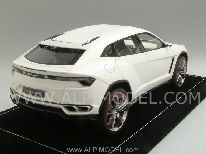 mr-collection Lamborghini URUS (Isis Matt White) Limited Edition 99pcs.  With display case (1/18 scale model)