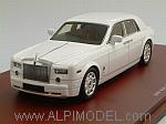 Rolls Royce Phantom 2009 (English White) by TRUE SCALE MINIATURES